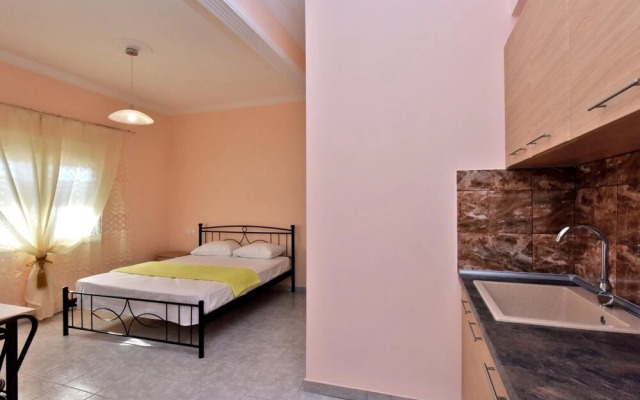 Elina Studios 2 by Travelpro Services- Nea F