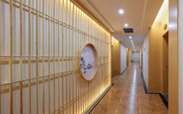 Vienna Classic Hotel (Chongqing Bishan Aokang)