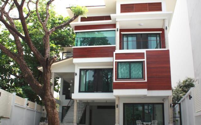Jamjuree Home at Udonthani