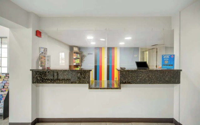 Micasa Inn & Suites