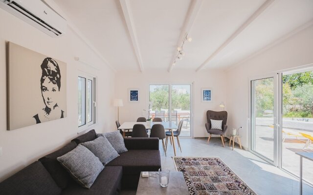 Large Private Villa Splendid Terraces & Views