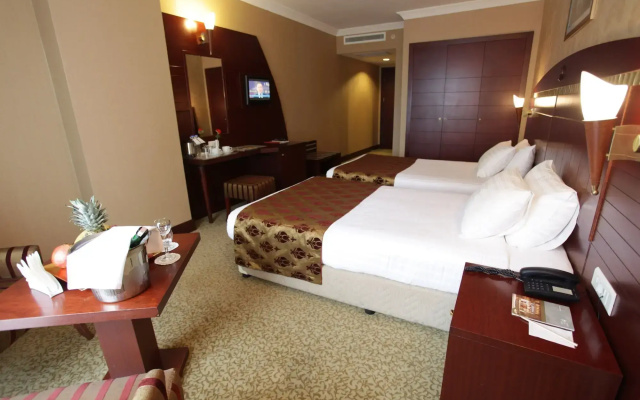 Nova Plaza Orion Hotel
