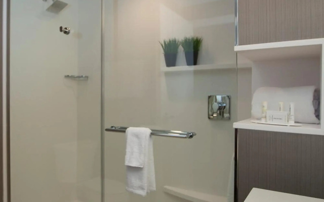 Courtyard by Marriott Houston City Place