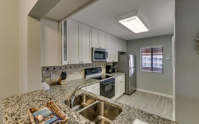 Anchorage I C06 by RedAwning