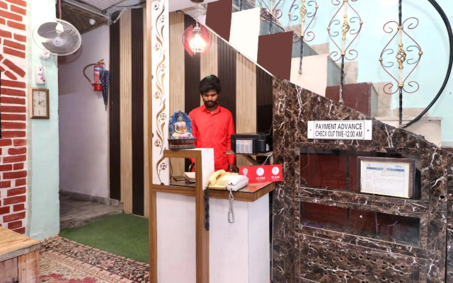 Oyo 30935 Appna Ghar Hotel