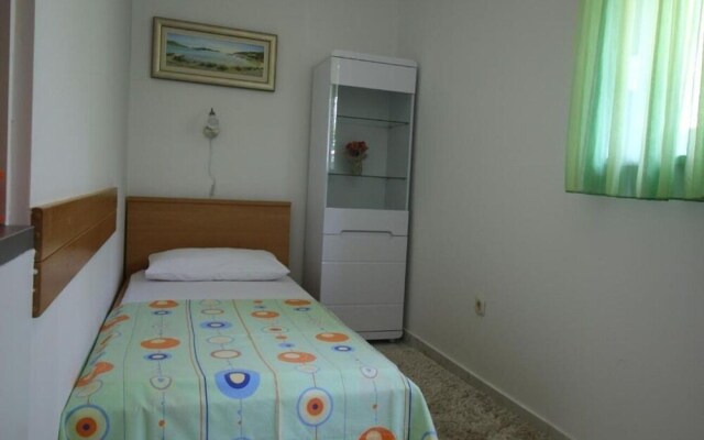 Dragi - Great Location & Comfortable - A2