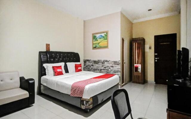 OYO 90381 Belva Guest House
