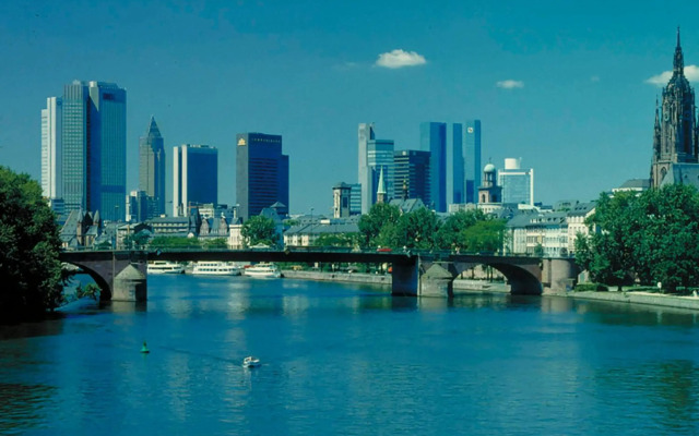 ibis Frankfurt Airport
