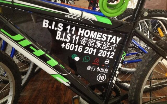 Bunk Inn Semporna II