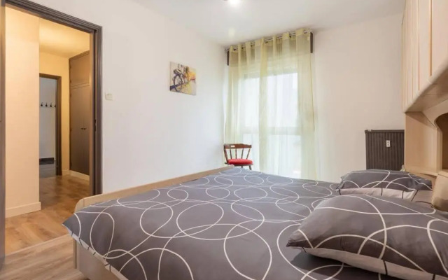 Superbe appartement spacieux avec parking gratuit