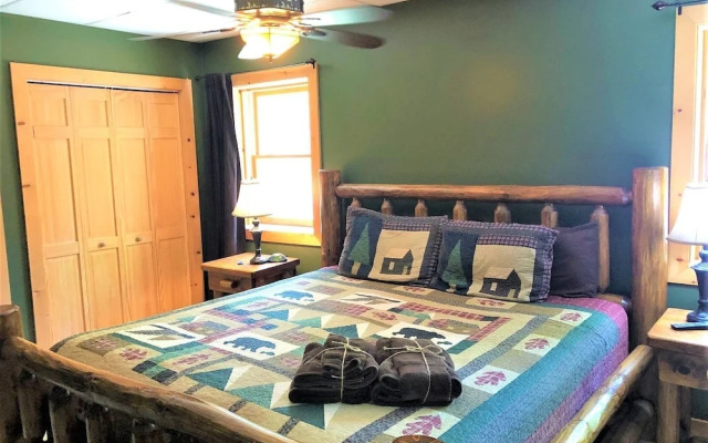 River`s Edge- Ocoee Riverfront