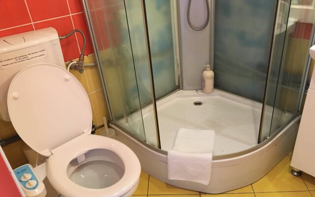 Europa Centerpoint Guesthouse