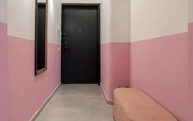 Vibrant & Spacious 3BR Condos on Amzei Square