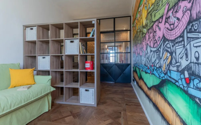 Graffiti Apartment by Wonderful Italy