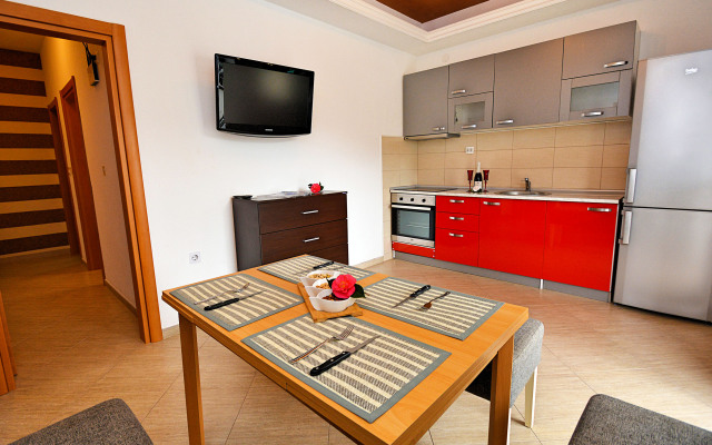 Step to Kotor bay Stoliv