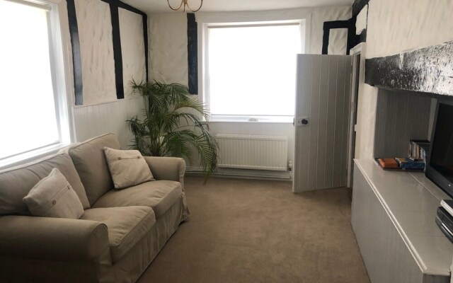 Stunning 2-bed House in Bungay