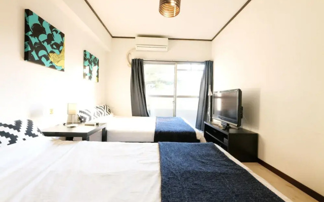 Asakusa Woody Sun Heim