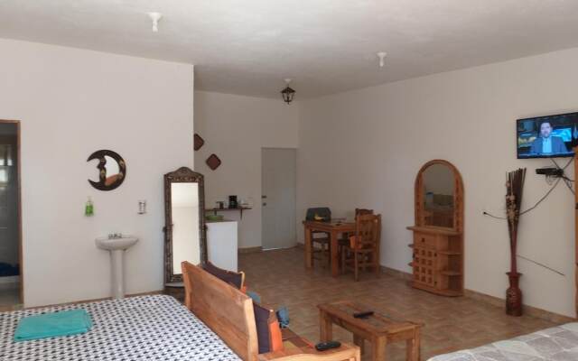 Villa Monteli Suites