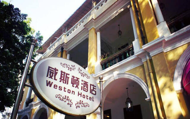 Weston Hotel