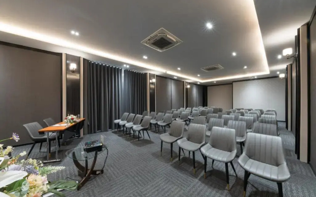 One Patio  Pattaya