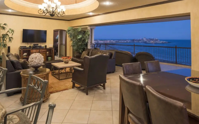 Sonoran Sky 4BR Penthouse SKY 1510 by Casago