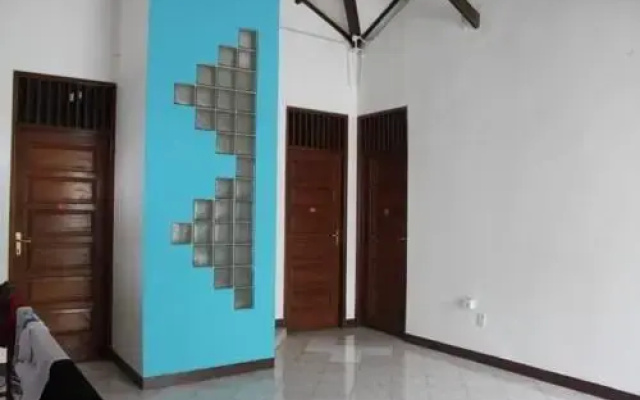 Elvia Guesthouse