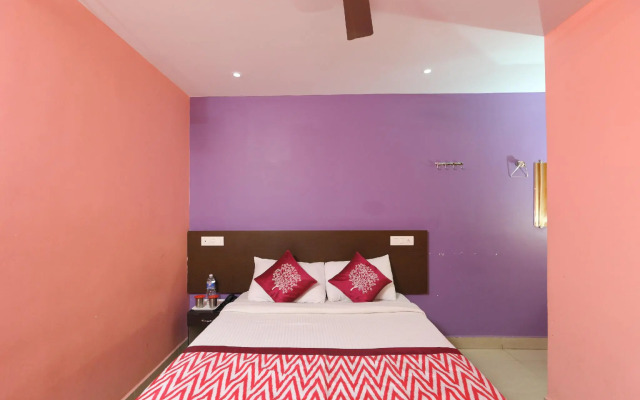 Oyo 6637 Hotel Bvn Grand