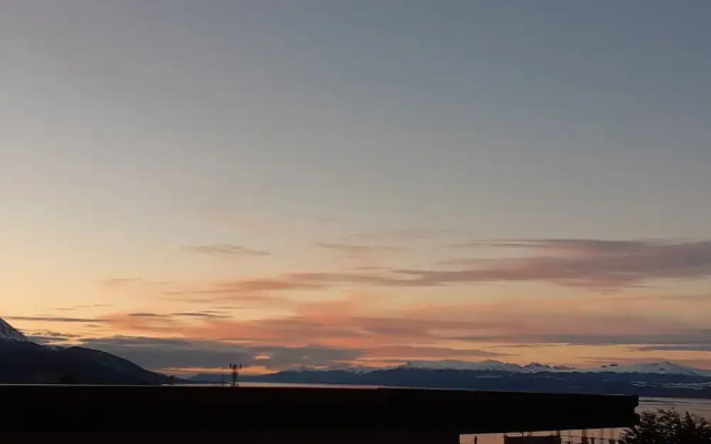 Ushuaia Flat IV