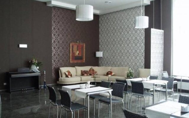ZS Club Hotel