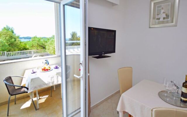 Apartment Rina Paros 34323
