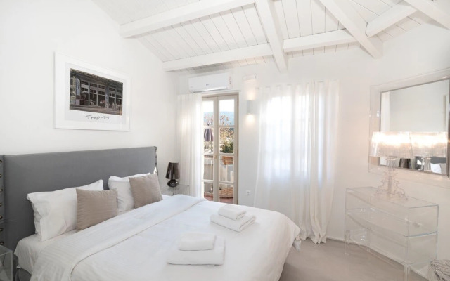 Acropolis Suites