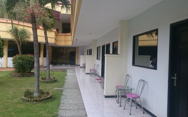 Hotel Sinar 2