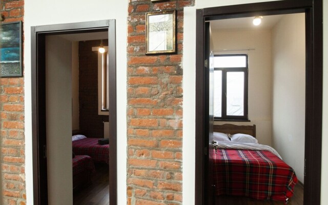 Old Walls Hostel