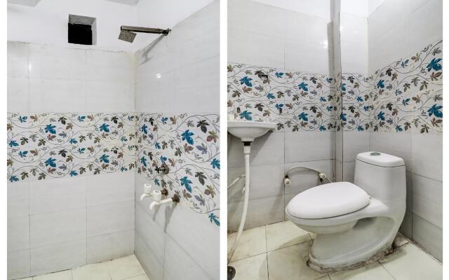 OYO 81819 Kohli Palace