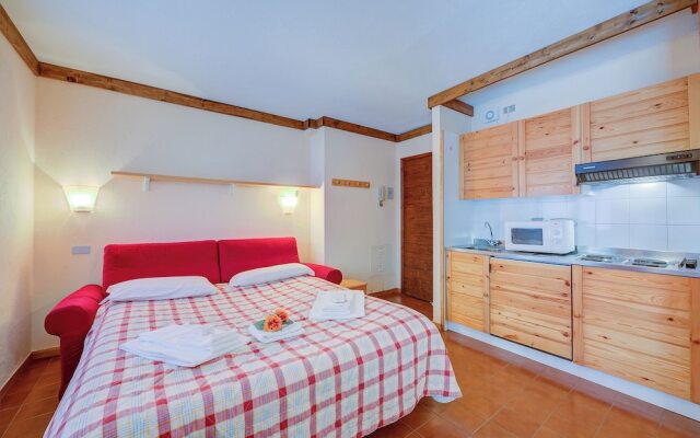 Abeti A2-17 few min From ski