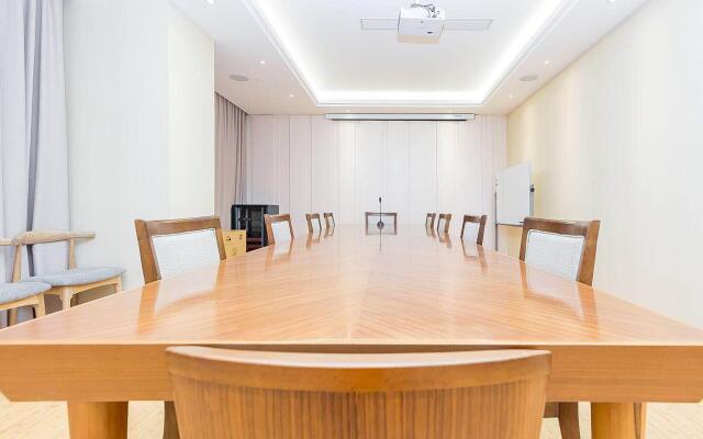 Starway Hotel Zhenjiang Dashikou