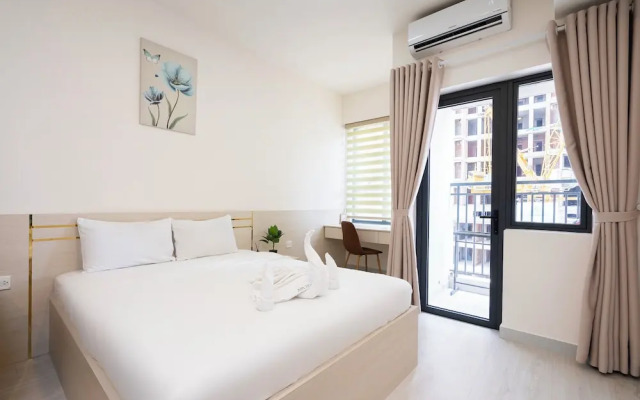 Otis Soho Saigon Balcony Apartment