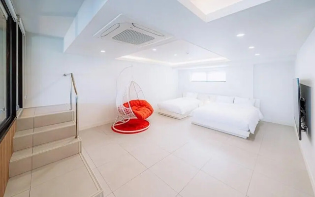 M Stay Pool Villa