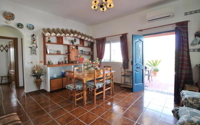 1003 Villa Cornocalejo