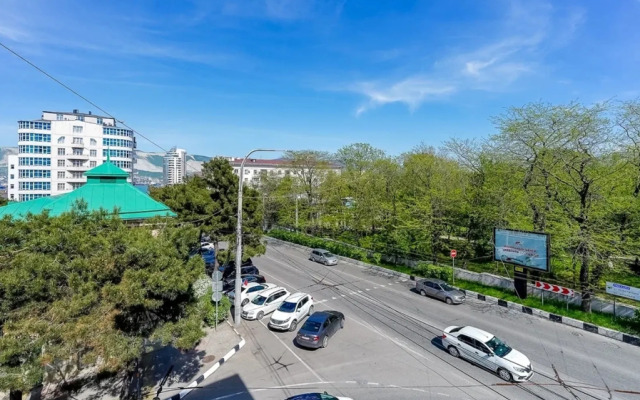 Апартаменты на улице Революции 1905 года 21