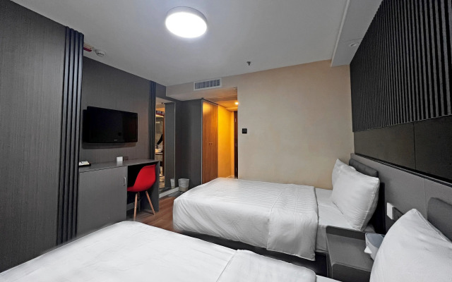 Hennessy Hotel