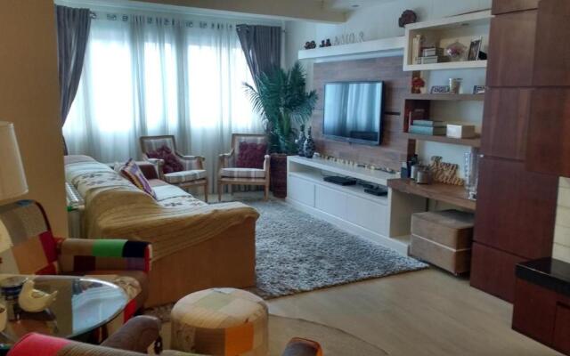 Lindo apartamento no centro de Canela