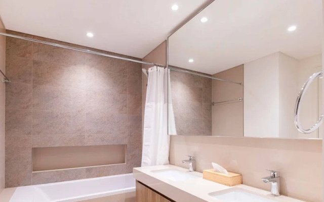 LUX The Burj Khalifa Downtown View Suite