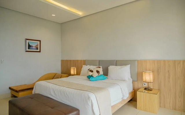 Ohara City View 5BR Villa with a Private Pool