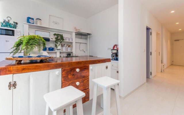 Amazing Apartment in Sukosan With Wifi and 2 Bedrooms