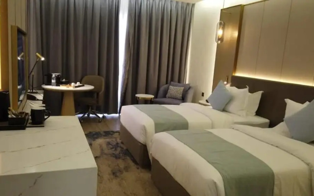 H Luxury Hotel