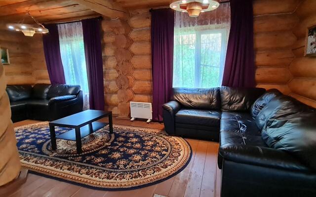 Усадьба Славная