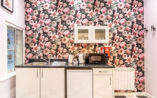 Honeypot House