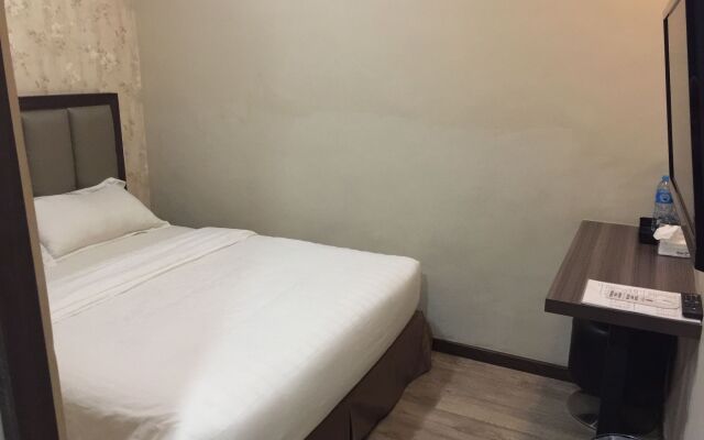 Eatern Hotel