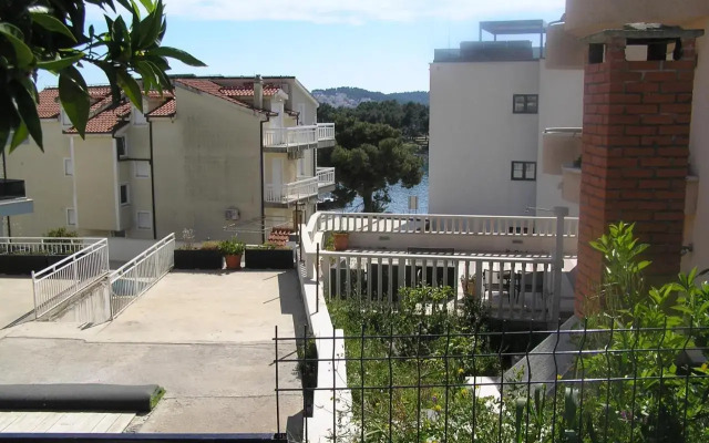 Studio Apartments Fabjanac